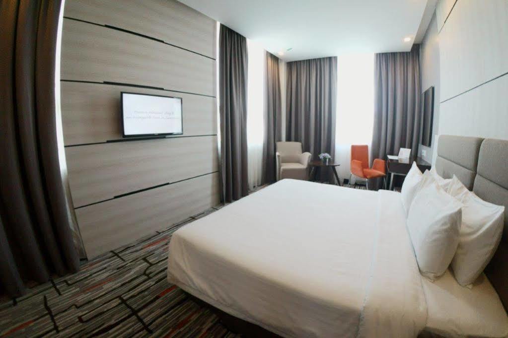 Promenade Hotel Bintulu Eksteriør billede